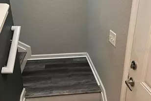 8210 Down Royal Rd, Tampa, FL 33610 - Photo 16