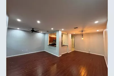 8210 Down Royal Road, Tampa, FL 33610 - Photo 16