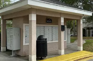8210 Down Royal Rd, Tampa, FL 33610 - Photo 42