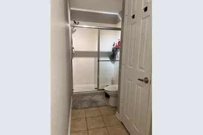 8210 Down Royal Road, Tampa, FL 33610 - Photo 26