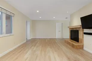 9210 Grand Blanc Dr, Seminole, FL 33777 - Photo 14