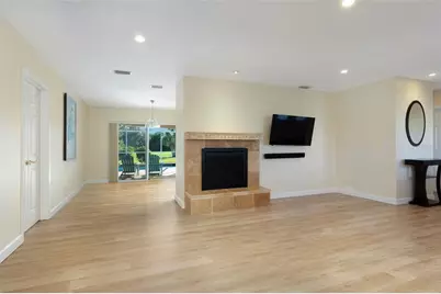 9210 Grand Blanc Drive, Seminole, FL 33777 - Photo 16