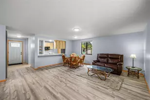 2943 Hanna Ct, Palm Harbor, FL 34684 - Photo 10