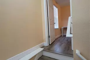 10850 Breaking Rocks Dr, Tampa, FL 33647 - Photo 24