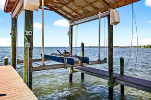 3532 W Shell Point Rd, Ruskin, FL 33570 - Photo 36