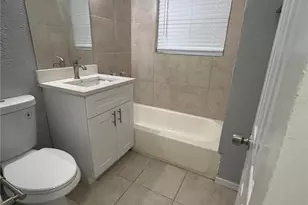 962 19th Ave S, Saint Petersburg, FL 33705 - Photo 8