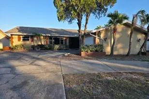 2111 N Keene Rd, Clearwater, FL 33763 - Photo 2