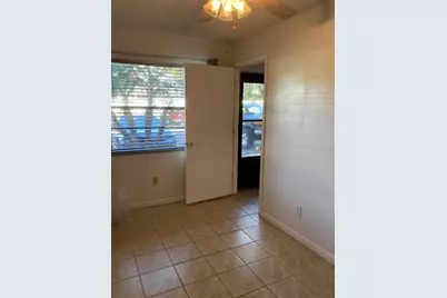 5975 N Terrace Park Drive N #103, Saint Petersburg, FL 33709 - Photo 14