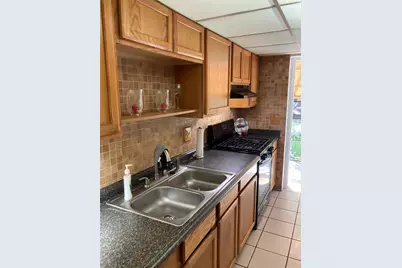 5975 N Terrace Park Drive N #103, Saint Petersburg, FL 33709 - Photo 18
