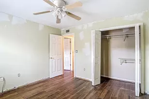 4325 Aegean Dr, Tampa, FL 33611 - Photo 36