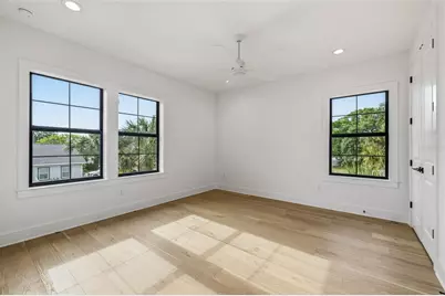 2936 W Rogers Avenue, Tampa, FL 33611 - Photo 38