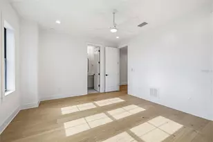 2936 W Rogers Ave, Tampa, FL 33611 - Photo 36