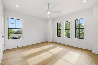 2936 W Rogers Avenue, Tampa, FL 33611 - Photo 34