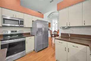 12154 Putter Green Ct, New Port Richey, FL 34654 - Photo 10