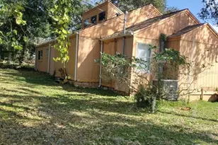 8200 N 22nd St, Tampa, FL 33604 - Photo 4