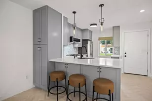 1280 Mission Cir, Clearwater, FL 33759 - Photo 6