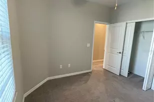 31864 Blue Passing Loop, Wesley Chapel, FL 33545 - Photo 16