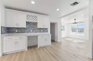 4504 S 26th Ave S, Tampa, FL 33619 - Photo 20