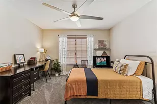 255 Valencia Cir, Saint Petersburg, FL 33716 - Photo 36