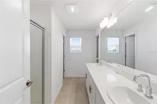 5905 Laurelcrest Gln, Palmetto, FL 34221 - Photo 20