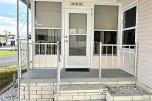 7002 Mount Bristol Blvd NE, Saint Petersburg, FL 33702 - Photo 16