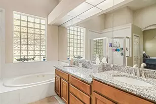 8443 Sailing Loop, Lakewood Ranch, FL 34202 - Photo 22