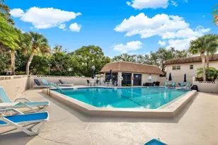 2750 E Bay Dr, Largo, FL 33771 - Photo 28