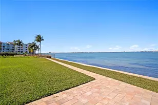 4971 Bacopa Ln S, Saint Petersburg, FL 33715 - Photo 48