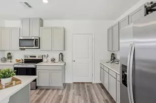 7317 Flint Crk Dr, Land O Lakes, FL 34638 - Photo 12