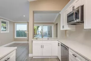 302 Shore Dr, Palm Harbor, FL 34683 - Photo 6