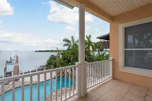 302 Shore Dr, Palm Harbor, FL 34683 - Photo 30