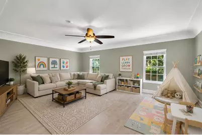 811 Fairlington Drive, Lakeland, FL 33813 - Photo 10