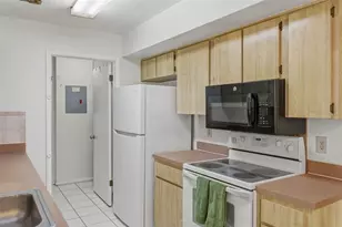 9474 Nakoma Way, Weeki Wachee, FL 34613 - Photo 14