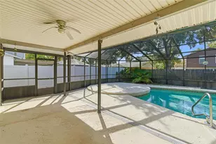 15606 Farnsworth Ln, Tampa, FL 33624 - Photo 26