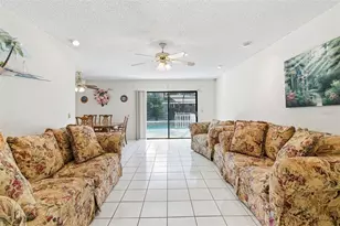 15606 Farnsworth Ln, Tampa, FL 33624 - Photo 8