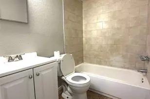 10108 N 10th St, Tampa, FL 33612 - Photo 14