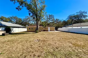 8904 N Hamner Ave, Tampa, FL 33604 - Photo 26