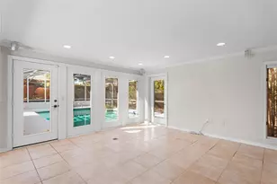 1249 Lake Point Dr, Lakeland, FL 33813 - Photo 28