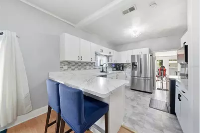 2107 E Chelsea Street, Tampa, FL 33610 - Photo 8