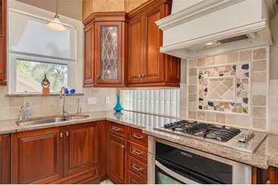 2613 59th Street S, Gulfport, FL 33707 - Photo 8