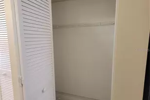 911 Washington Ave, Largo, FL 33770 - Photo 10