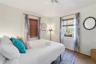 135 NW Monroe Cir N, Saint Petersburg, FL 33702 - Photo 16