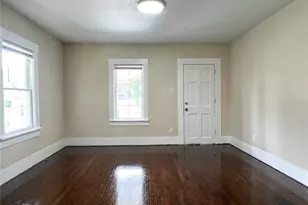 1908 35th St S, Saint Petersburg, FL 33711 - Photo 6