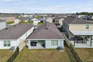 3820 Mannered Gold Ave, Bradenton, FL 34208 - Photo 30