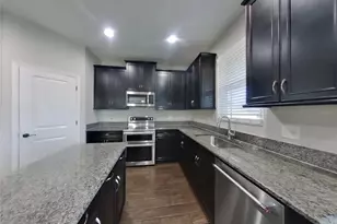 [Address not provided], Wesley Chapel, FL 33545 - Photo 4