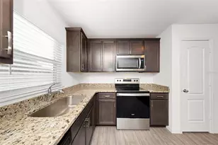 8646 Pinetop Ridge Ln, Brooksville, FL 34613 - Photo 10