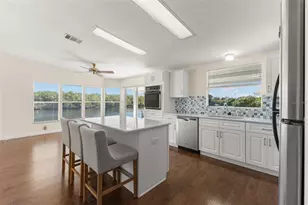 7113 Mt Piney Rd NE, Saint Petersburg, FL 33702 - Photo 14