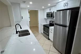 509 E Park Dr, Largo, FL 33771 - Photo 6