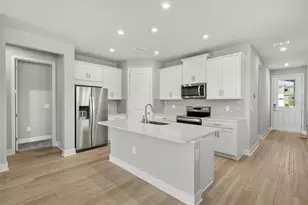 17778 Solstice Ave, Venice, FL 34293 - Photo 8