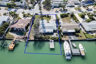 10230 Tarpon Dr, Treasure Island, FL 33706 - Photo 22